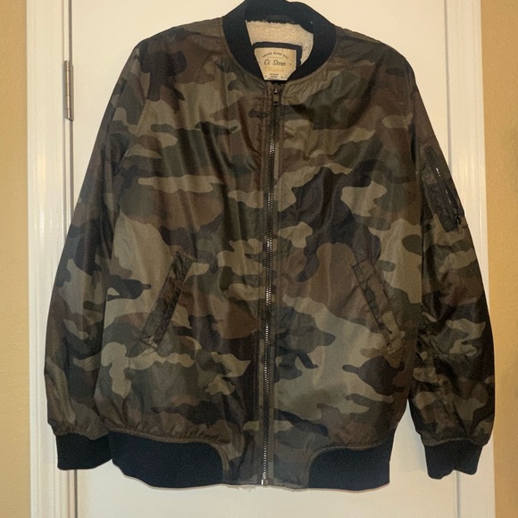 Army Jacket - Picture 2 of 12